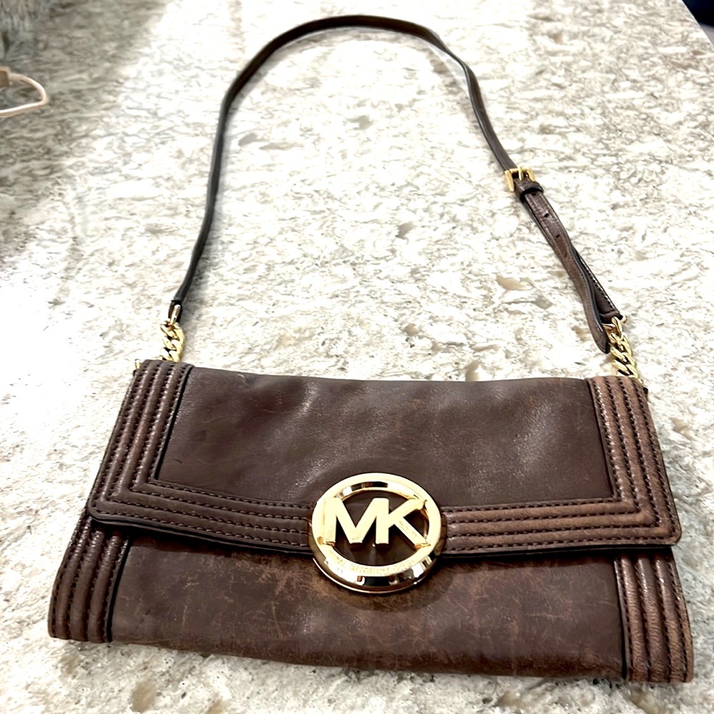 Beautiful brown Michael Kors cross body bag with gold